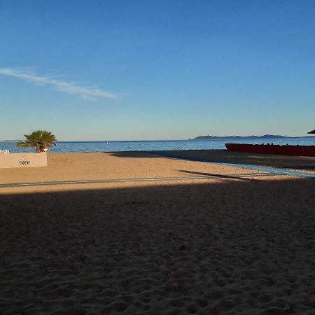 Les Lilas Hyères Buitenkant foto