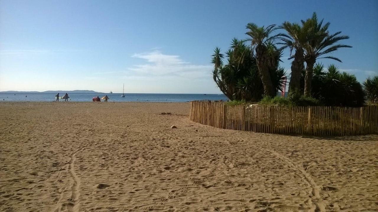 Les Lilas Hyères Buitenkant foto